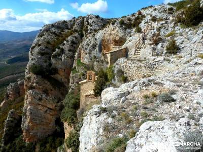 Viaje Semana Santa - Mallos Riglos - Jaca; excursiones de un dia; gente senderista;senderismo la ra?